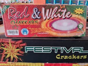 RED  AND WHITE CHAKKAR - STANDARD